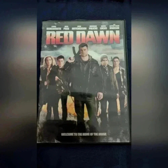 Red Dawn DVD (EUC) - Picture 2 of 4